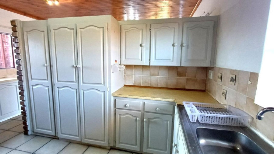 3 Bedroom Property for Sale in Hartenbos Central Western Cape